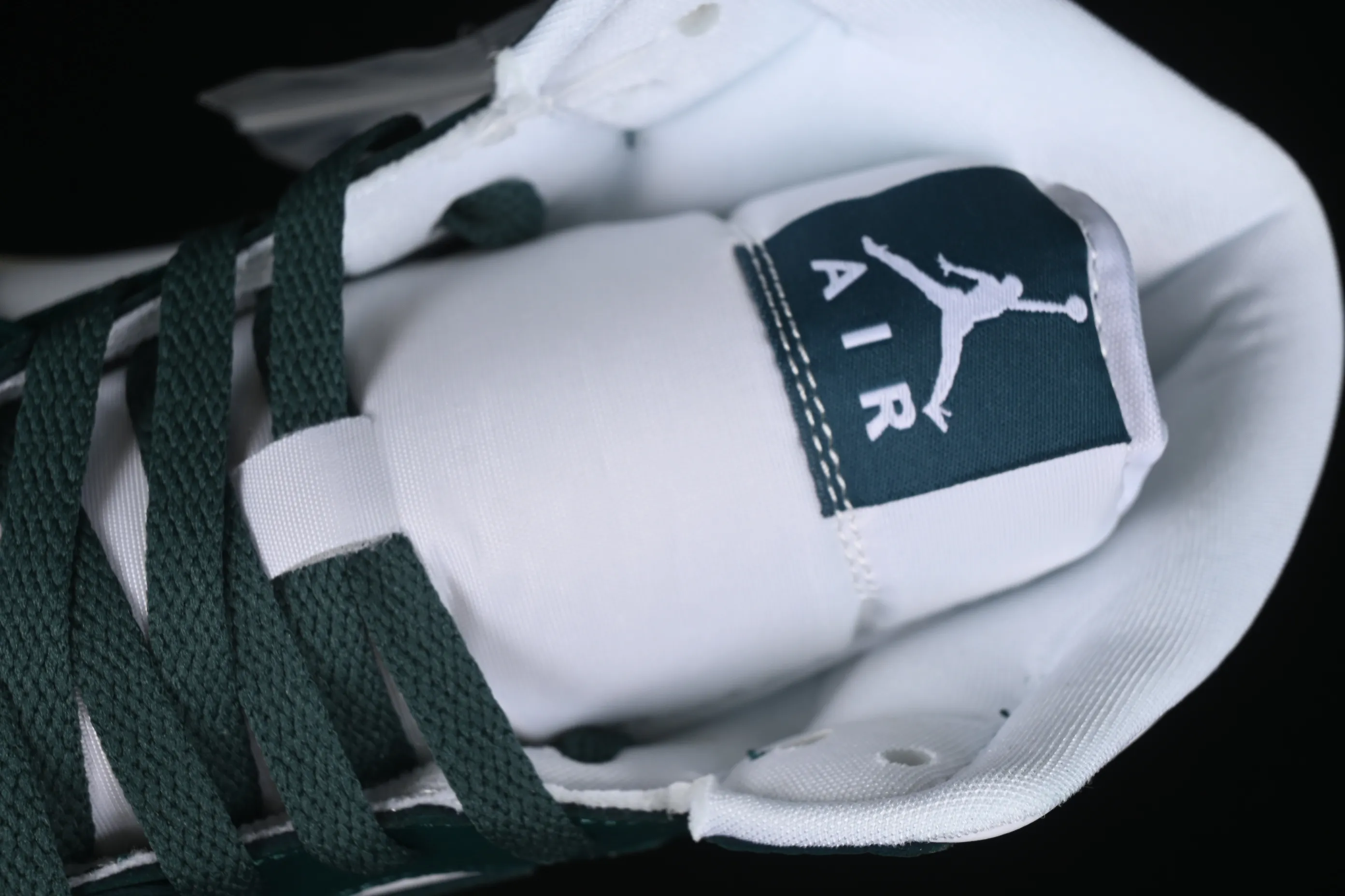 All categories Air Jordan Jordan series basketball shoes Air Jordan 1 Mid Air Jordan 1 Mid "Oxidized Green" AJ1 Joe 1 white and green color Zhongbang basketball shoes BQ6472-133